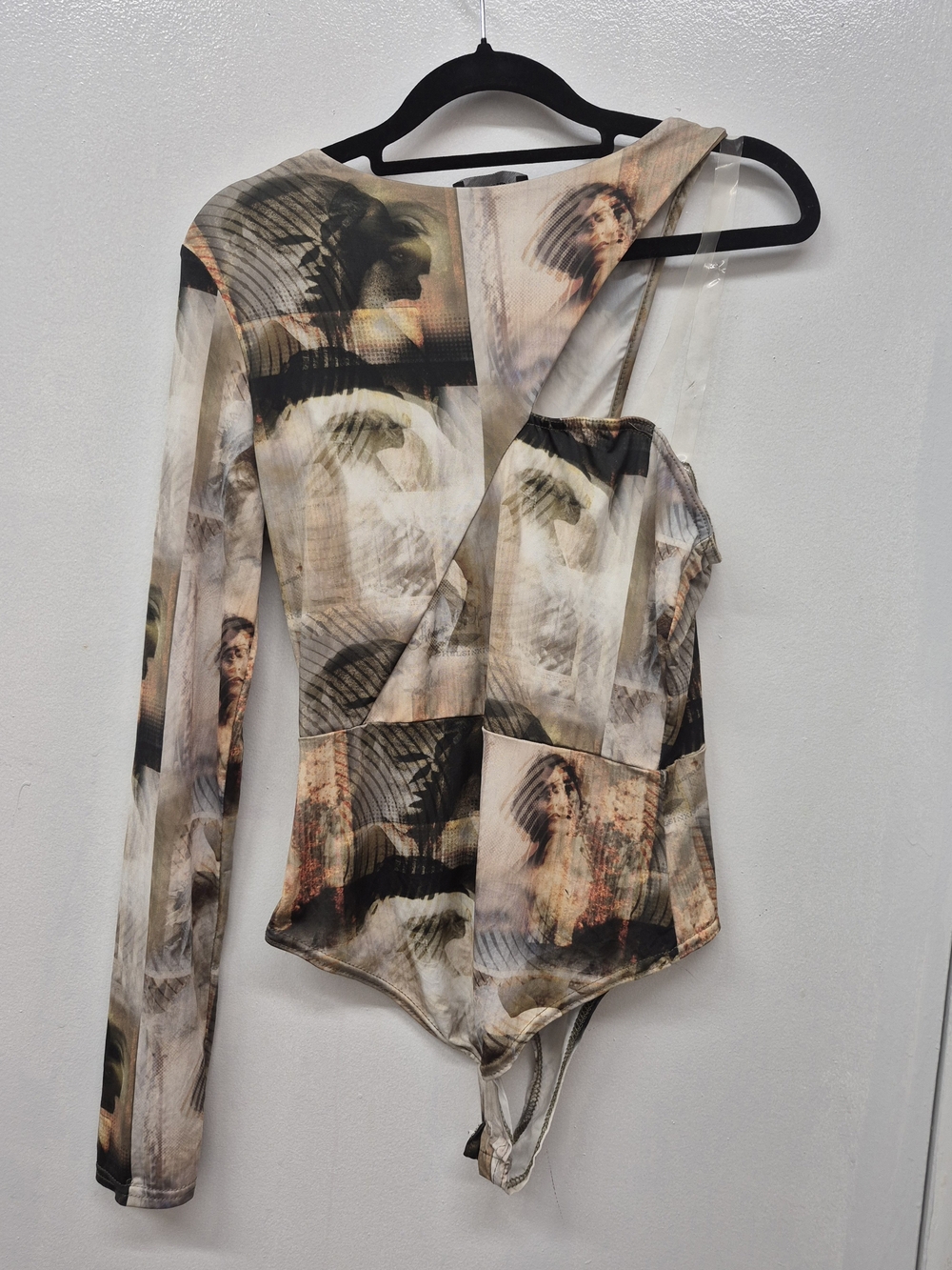 🌼5/$20 Asymmetrical One-Shoulder Printed Bodysuit - Neutral Tones